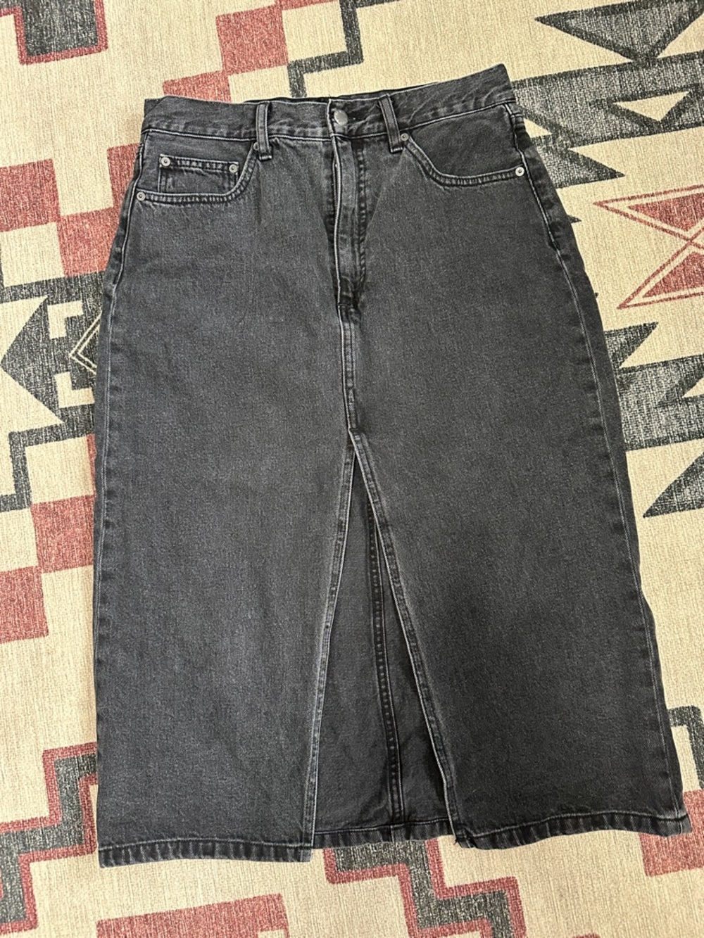 Aritzia Denim Forum The '90s Halle Denim Skirt- 29